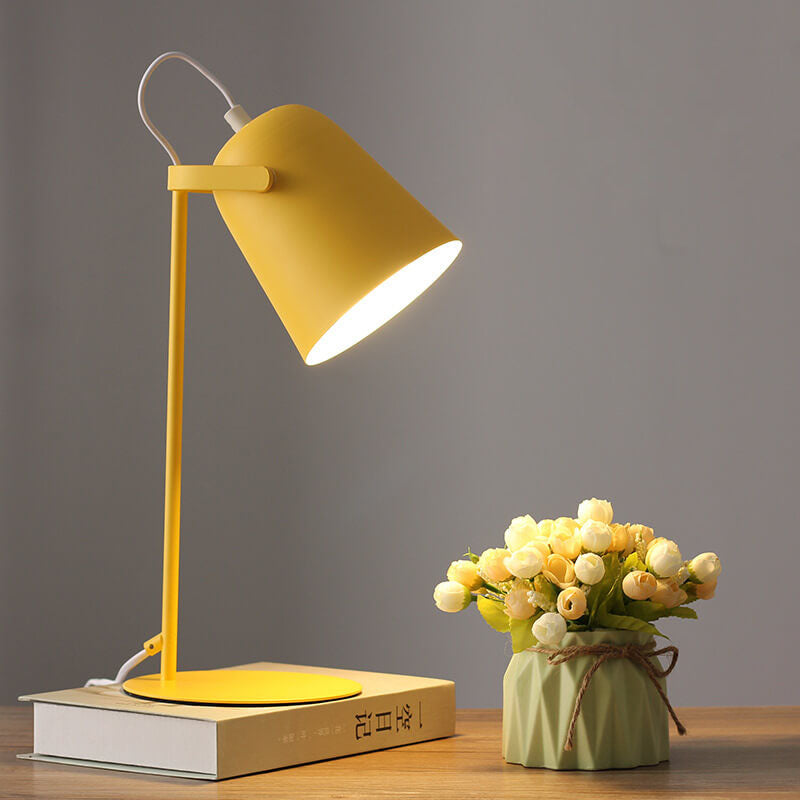Metal LED Desk Lamp – Minimalist Reading Light
