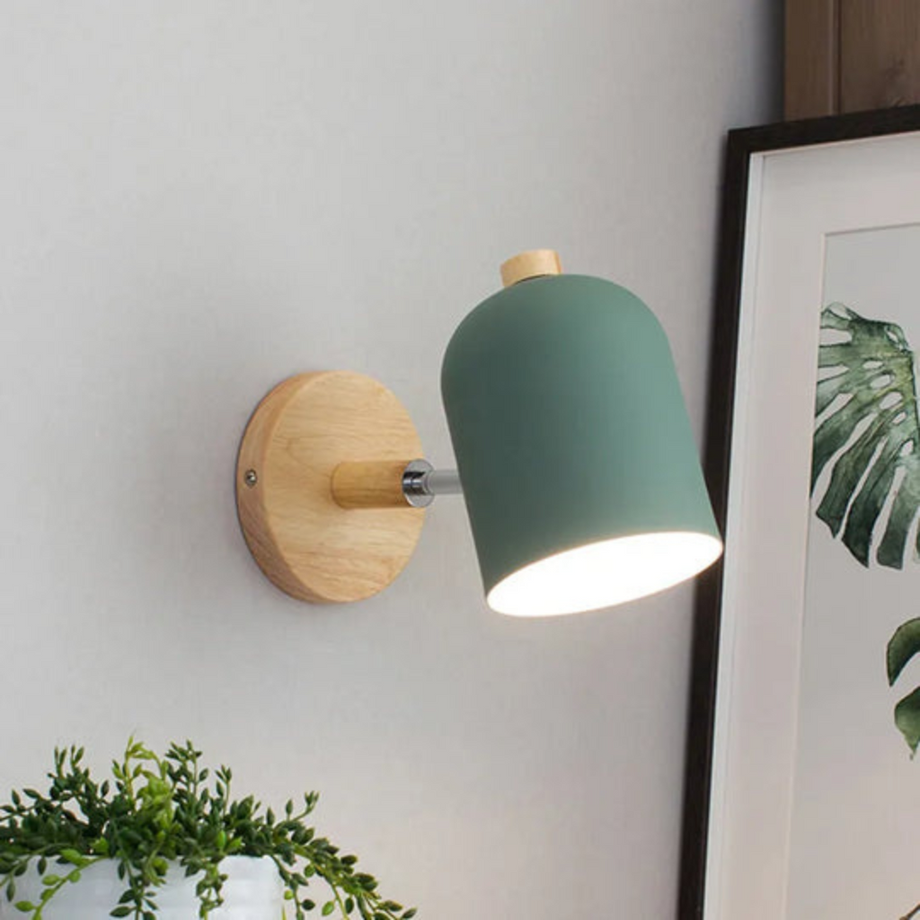 Wooden Wall Lamp – Scandinavian Minimalist Sconce