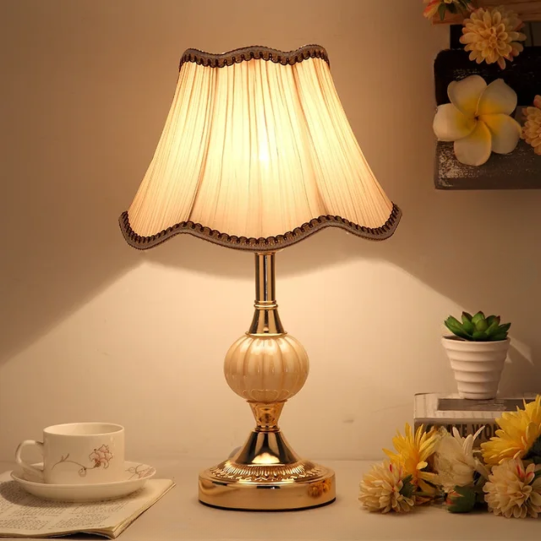 Floral Table Lamp – Vintage Scandinavian Bedside Light