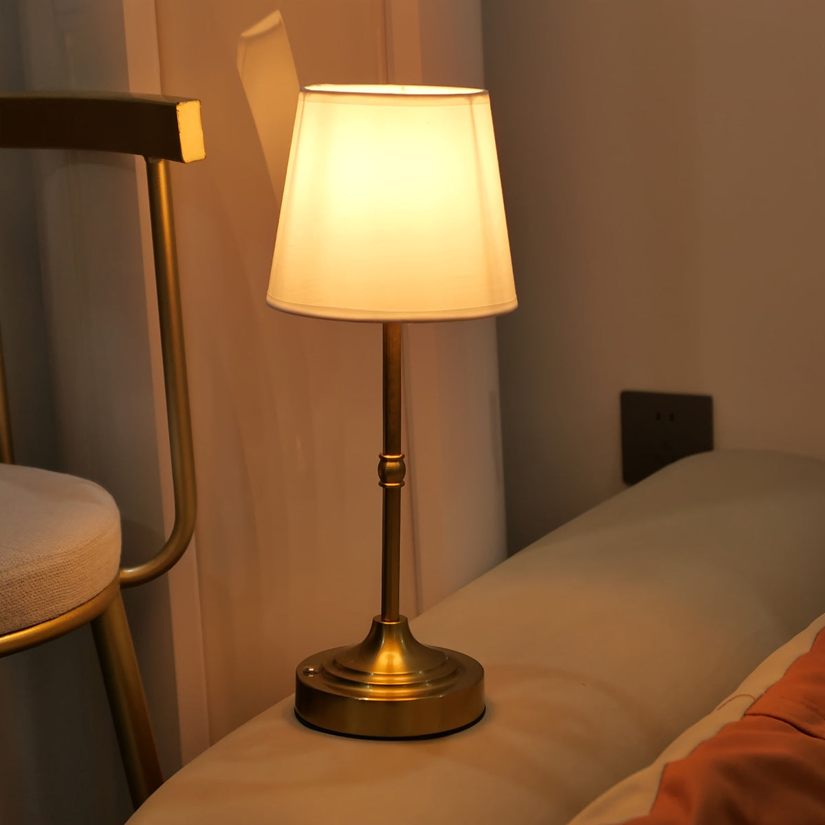 Cordless Table Lamp – Dimmable USB Rechargeable LED