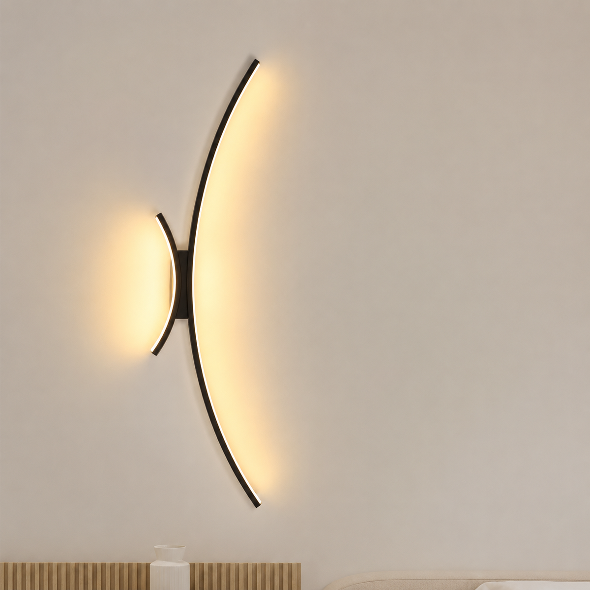 Linear LED Wall Light – Bathroom & Living Room Sconce