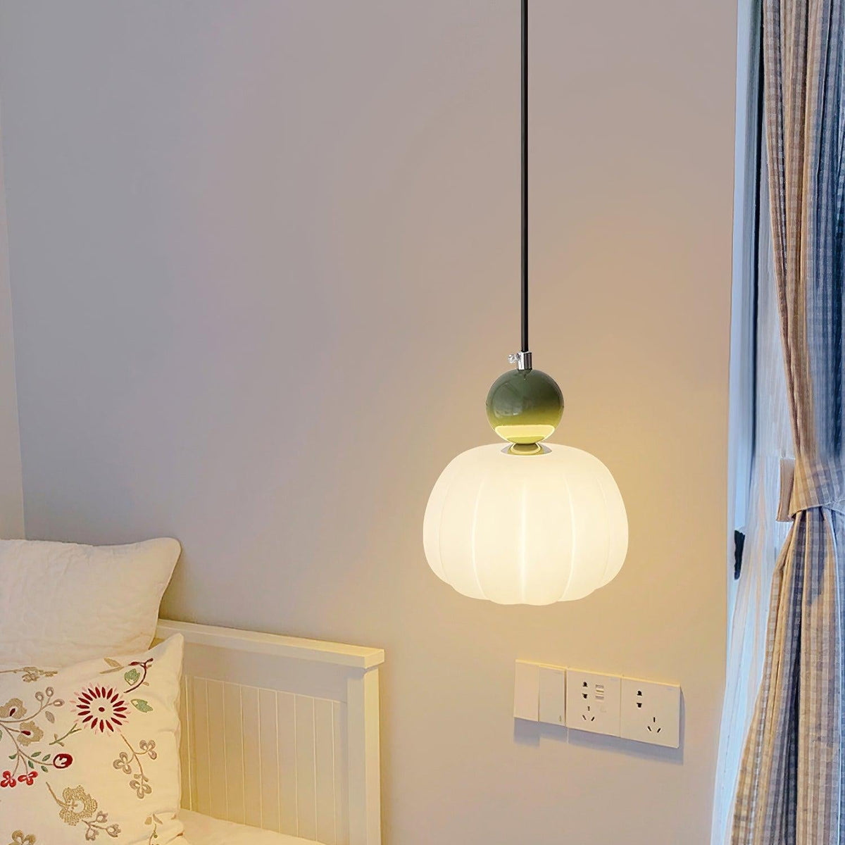 Acrylic Pendant Lamp – Organic Round Hanging Light