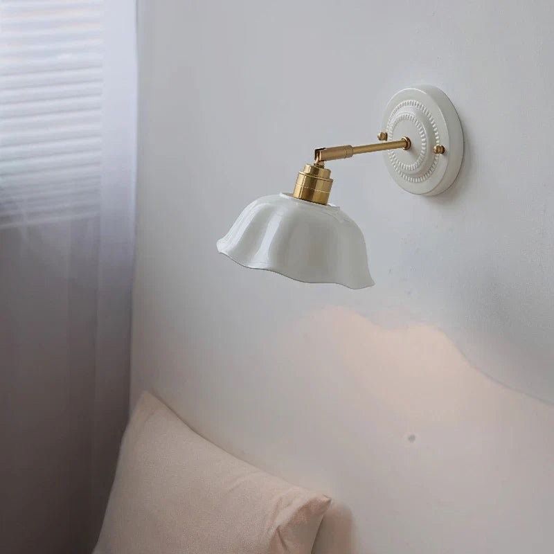Ceramic Wall Lamp – Cream Vintage Sconce