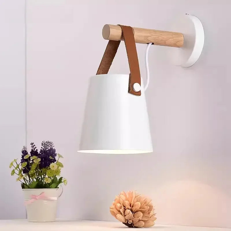 Wood & Leather Wall Lamp – Hanging Bedside Sconce