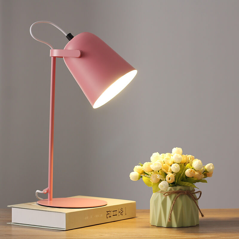 Metal LED Desk Lamp – Minimalist Reading Light