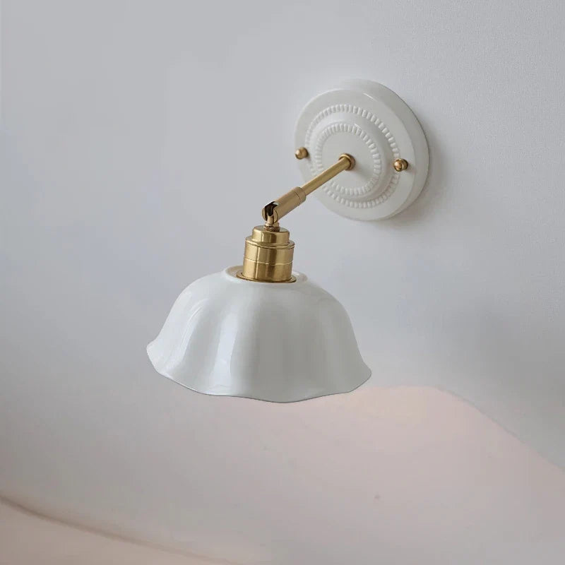 Ceramic Wall Lamp – Cream Vintage Sconce