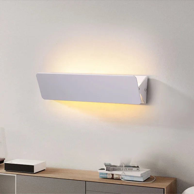 LED Wall Lamp – Aluminium Swing Arm Sconce