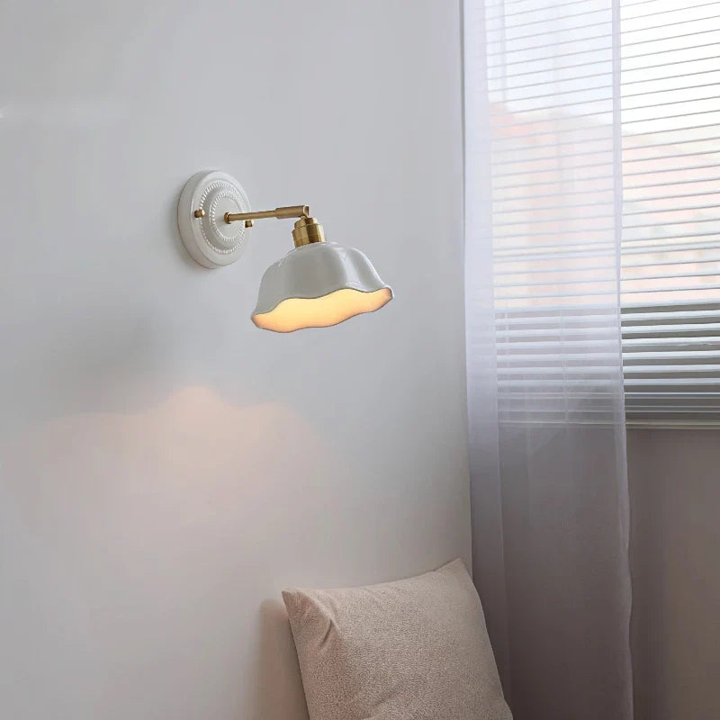 Ceramic Wall Lamp – Cream Vintage Sconce