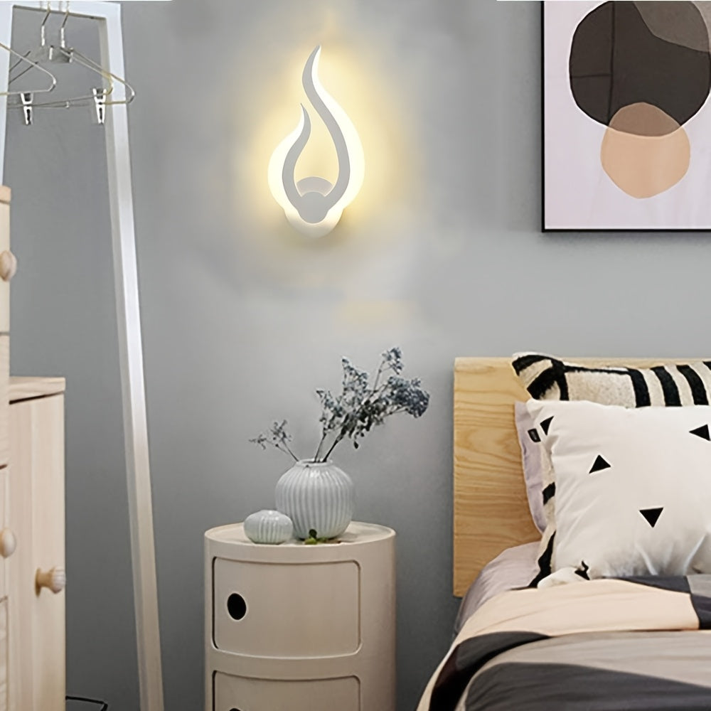 Flame LED Wall Light – 10W Warm White Sconce