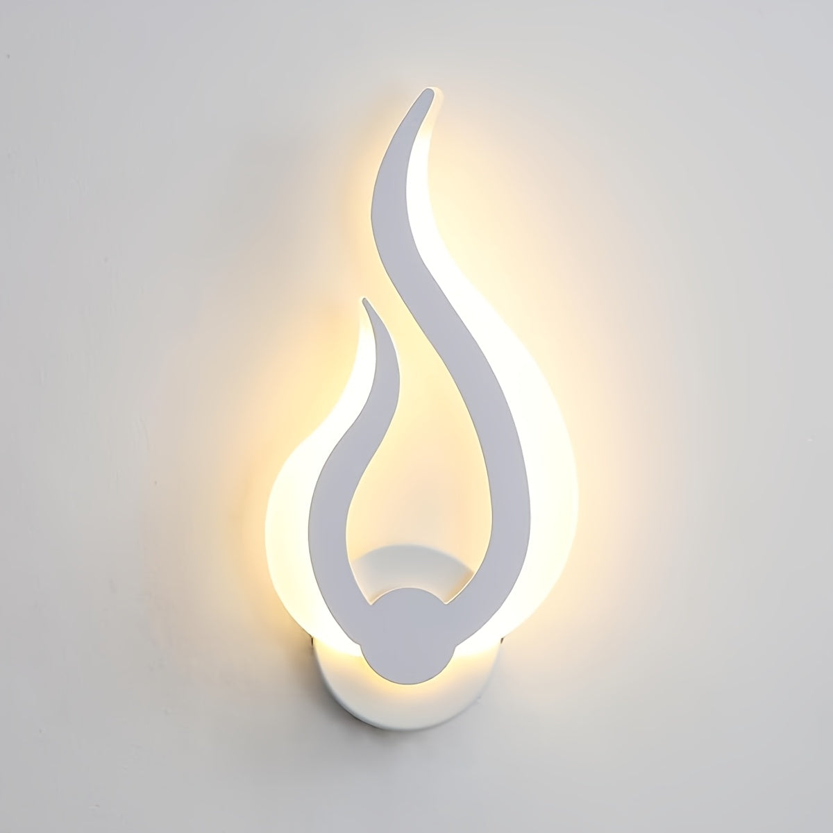 Flame LED Wall Light – 10W Warm White Sconce