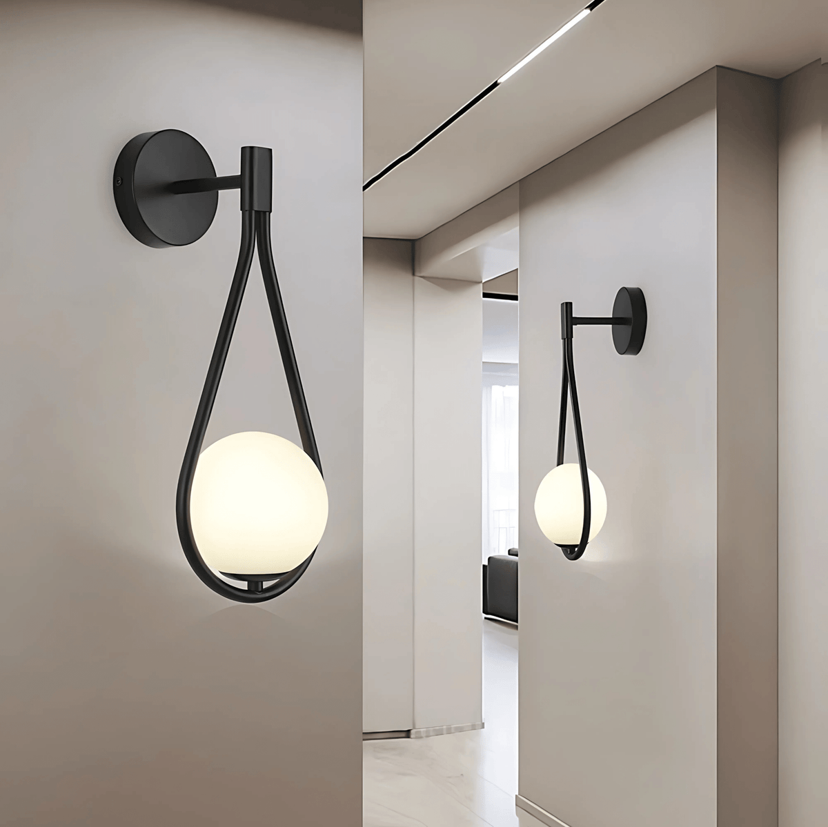 Teardrop Wall Light – Modern Glass Sconce