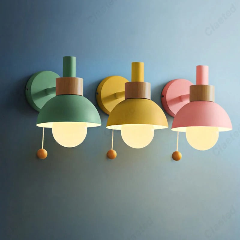 Wood Accent Wall Lamp – Pull-Switch Minimalist Sconce