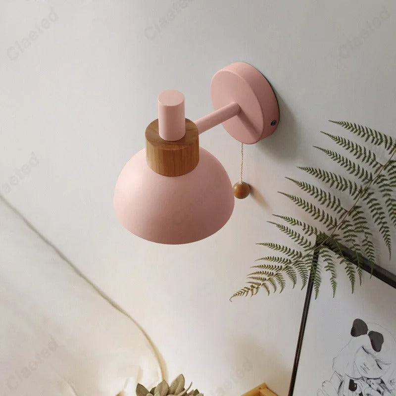 Wood Accent Wall Lamp – Pull-Switch Minimalist Sconce