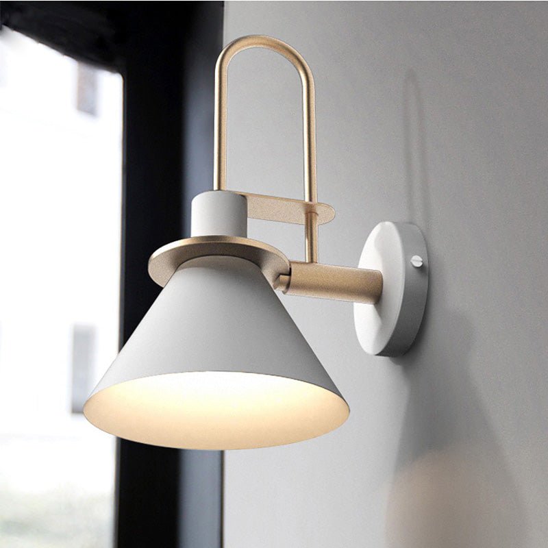 Metal Wall Lamp – Postmodern Minimalist Sconce